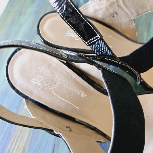 Donald Pliner Heels - Picture 7 of 7